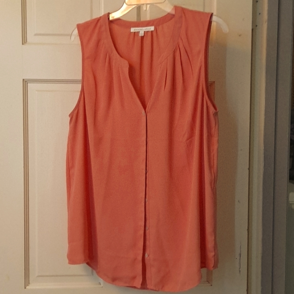Button down sleeveless blouse